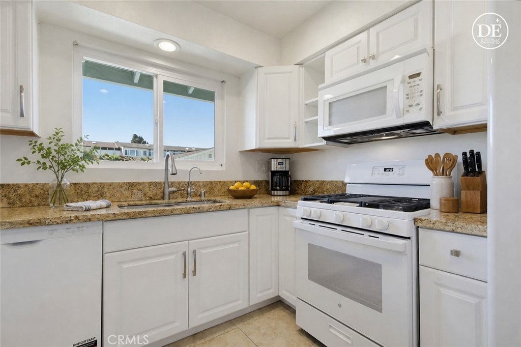 3615 Vista Bella 35 Property Photo 6