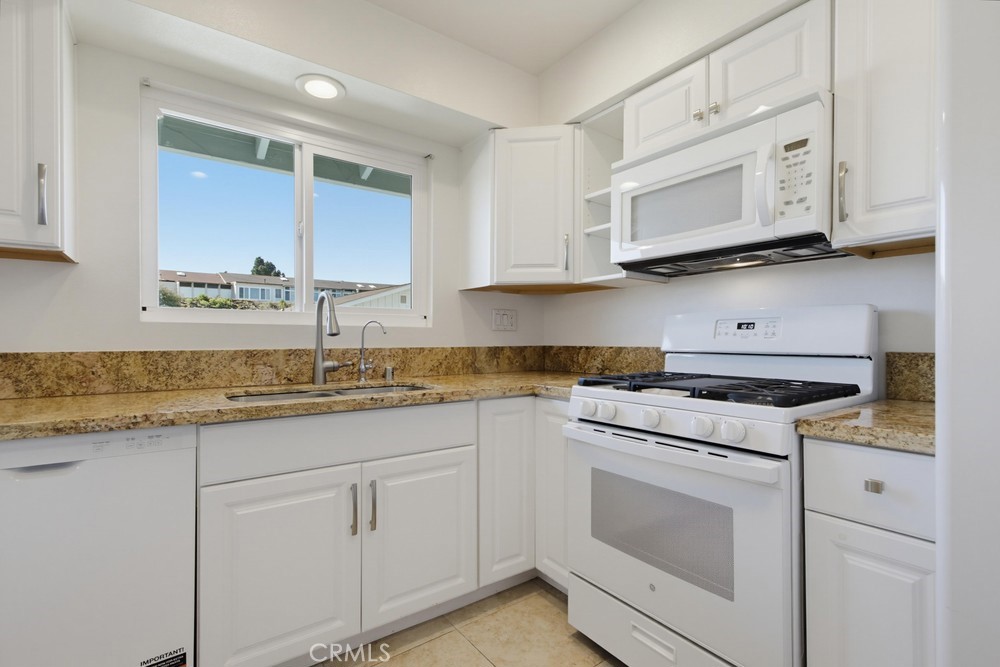3615 Vista Bella 35 Property Photo 7