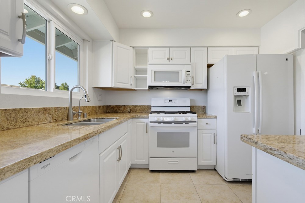3615 Vista Bella 35 Property Photo 24