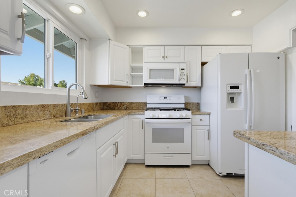 3615 Vista Bella 35 Property Photo 24