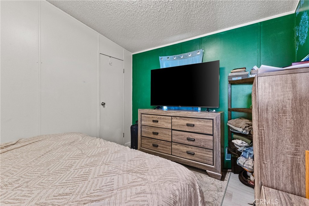913 S Grand Avenue 102 Property Photo 16
