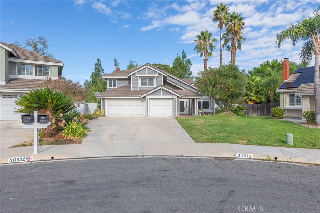 30542 Bridgeview Circle Property Photo 3