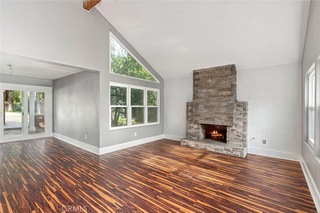 30542 Bridgeview Circle Property Photo 12