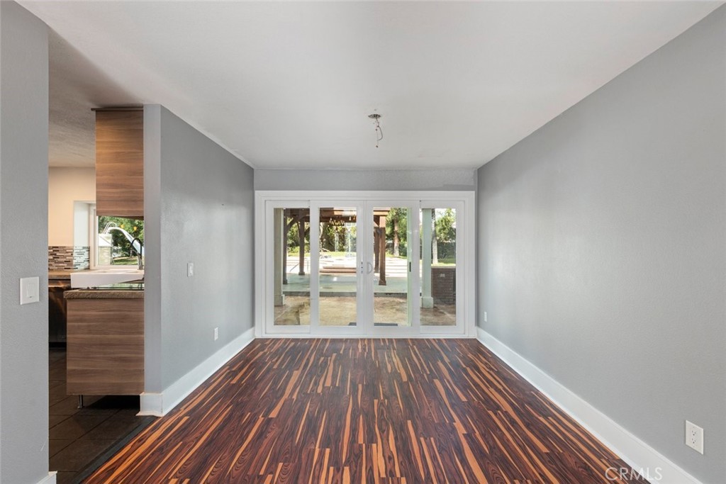 30542 Bridgeview Circle Property Photo 15