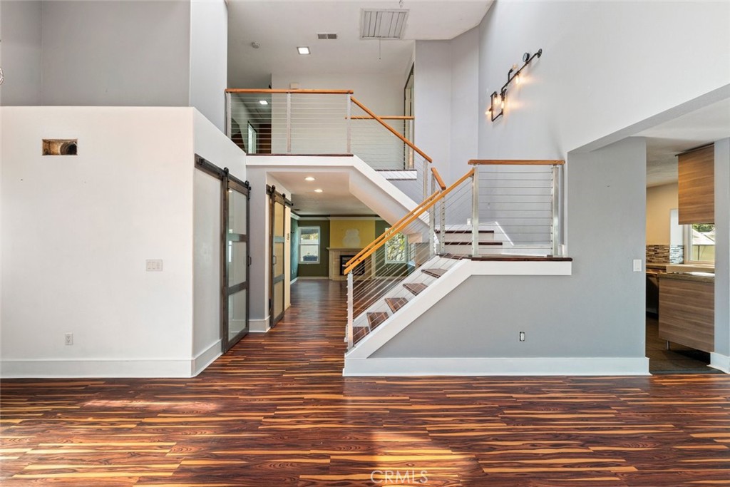 30542 Bridgeview Circle Property Photo 16