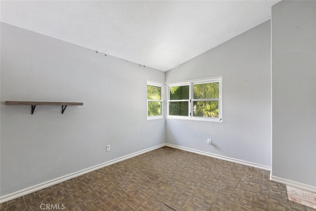 30542 Bridgeview Circle Property Photo 28