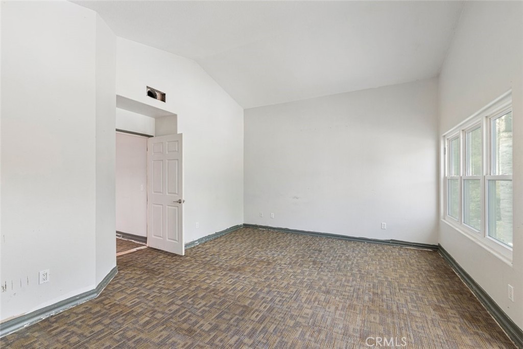 30542 Bridgeview Circle Property Photo 29