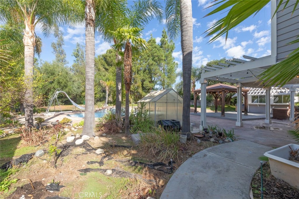 30542 Bridgeview Circle Property Photo 35