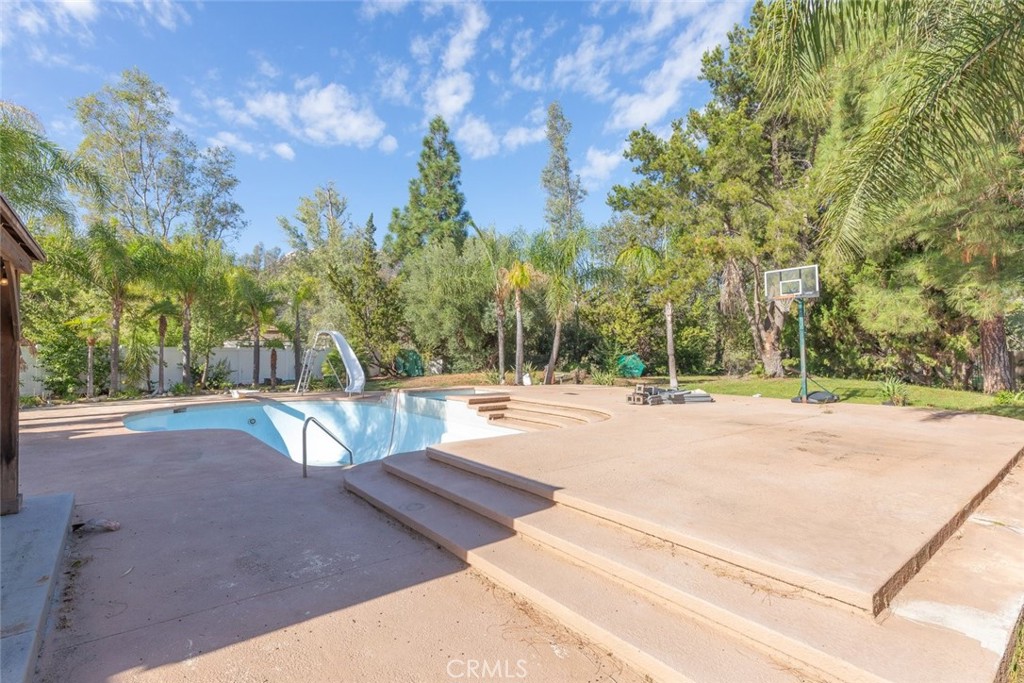 30542 Bridgeview Circle Property Photo 40