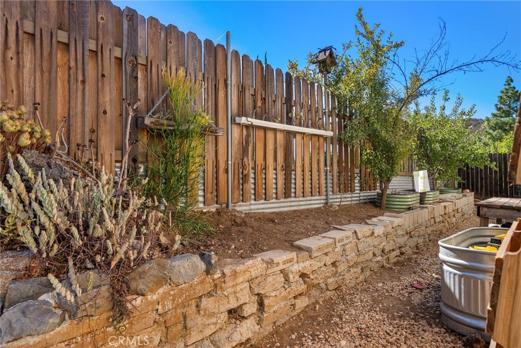34248 Tractor Property Photo 31