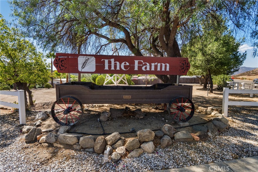 34248 Tractor Property Photo 44