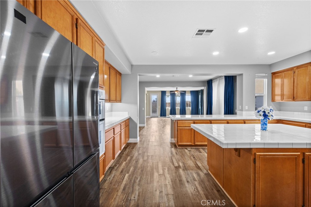 1829 Overland Court Property Photo 4