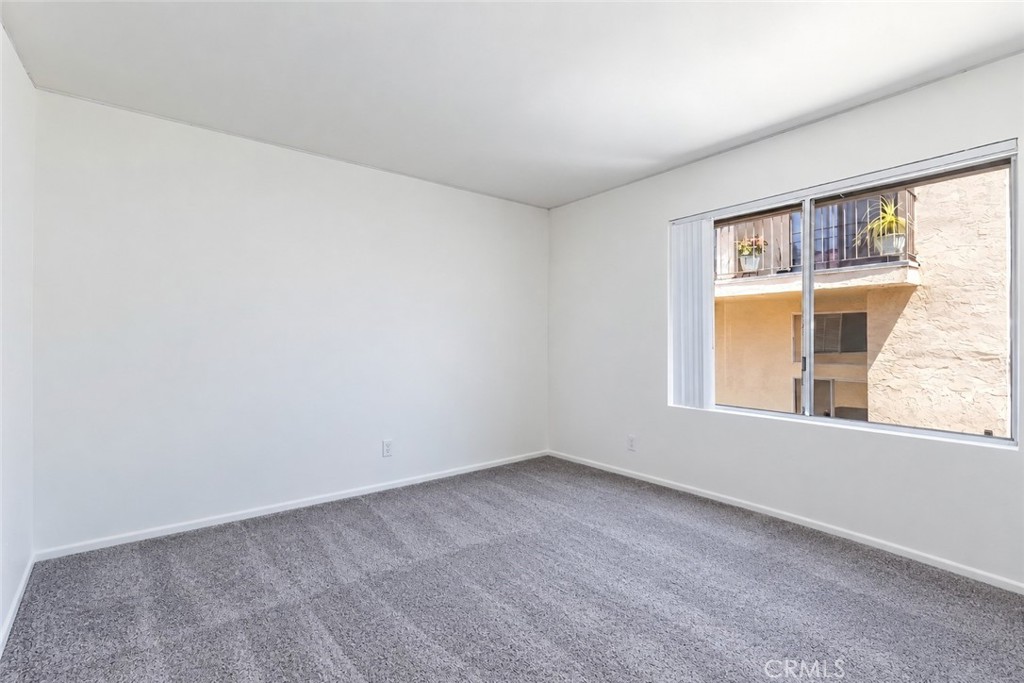 1022 Grape Street Property Photo 10