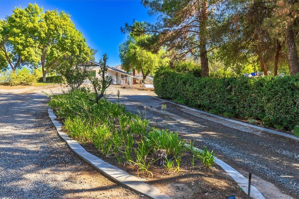 40542 Quiet Hills Property Photo 29