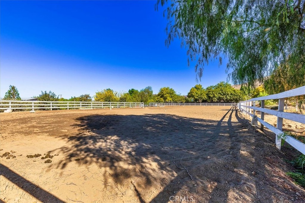 40542 Quiet Hills Property Photo 32