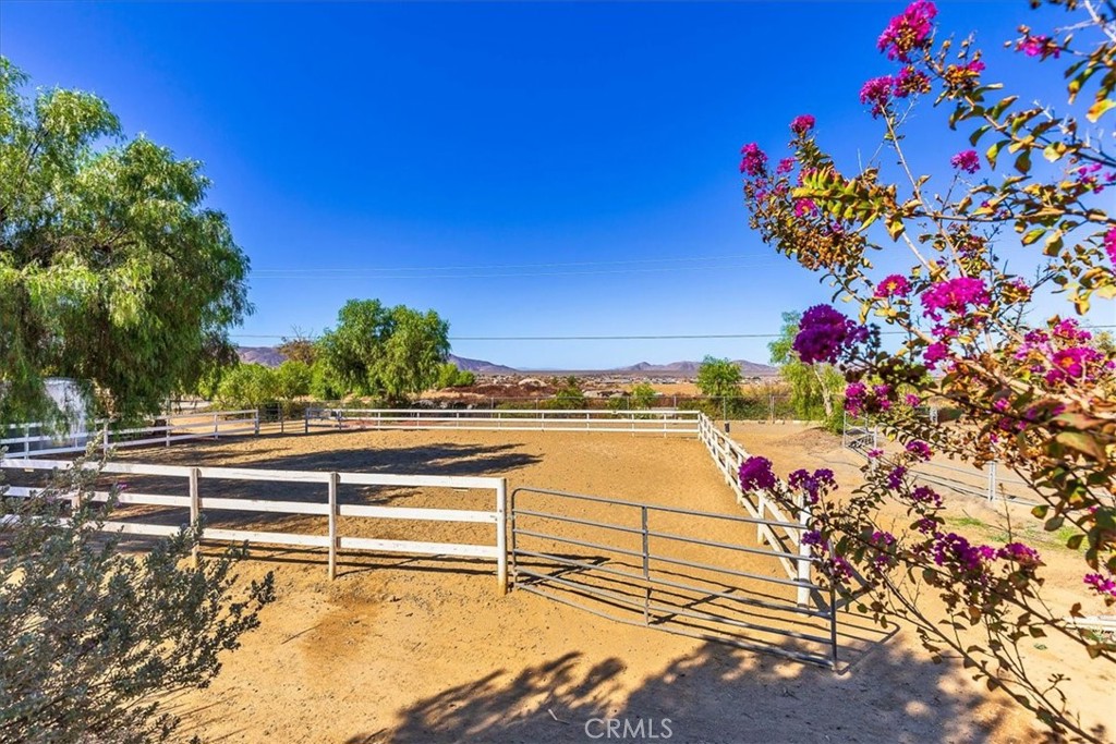 40542 Quiet Hills Property Photo 37
