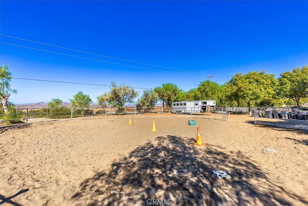 40542 Quiet Hills Property Photo 38