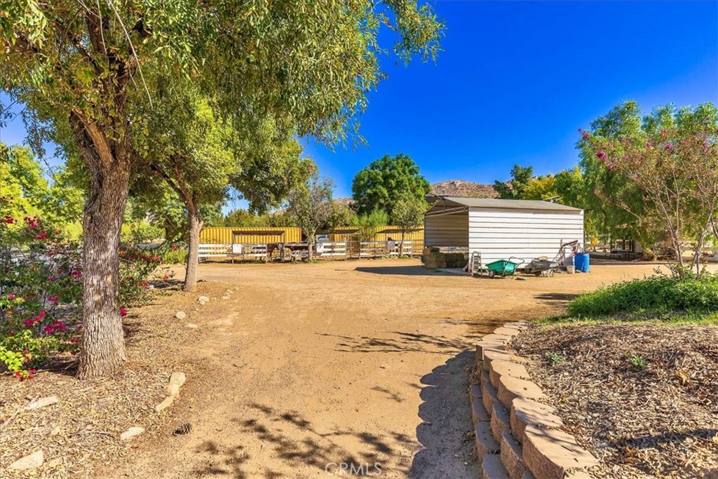 40542 Quiet Hills Property Photo 39