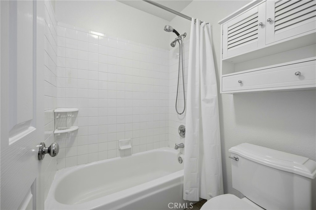 42945 Corte Siero Property Photo 26
