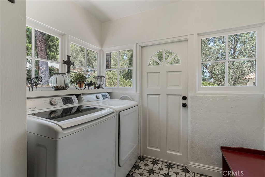 29431 Pierce Avenue Property Photo 14
