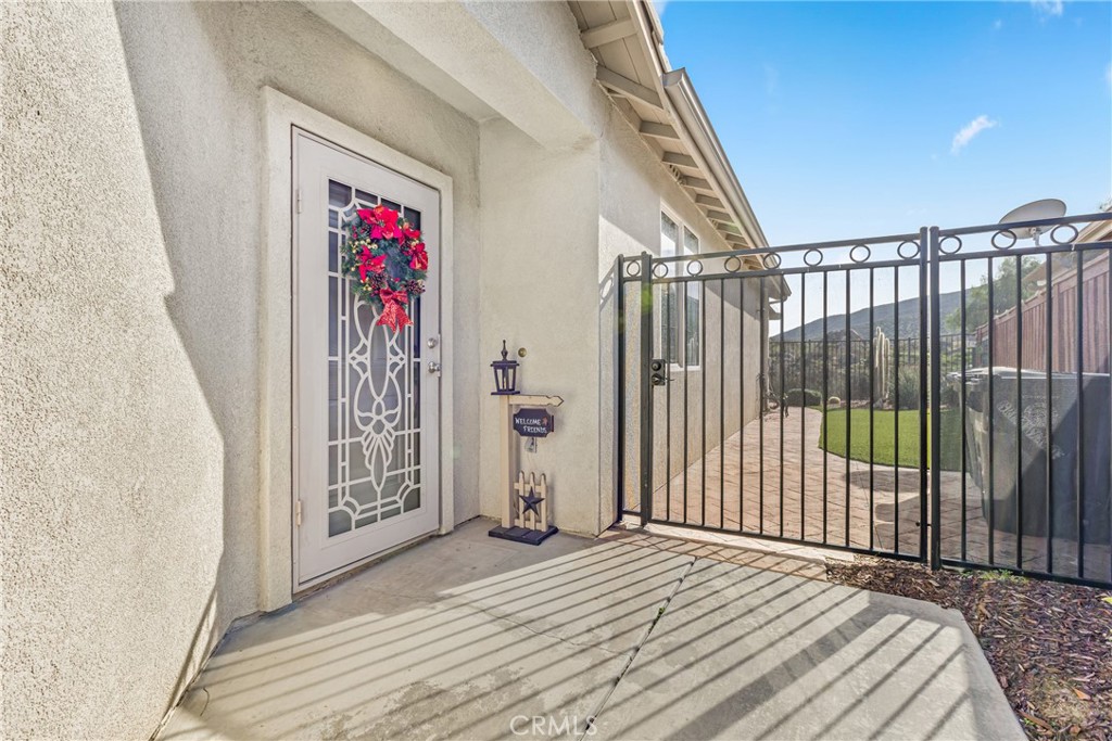 8731 Mann Lane Property Photo 4