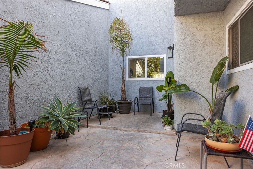 466 Broderick Way Property Photo 4