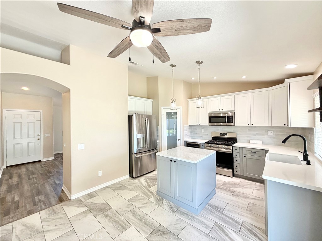 31285 Hamburg Circle Property Photo 10