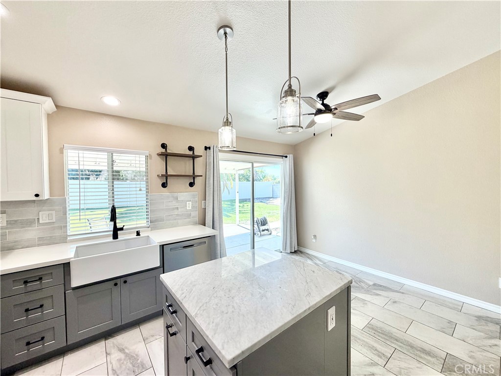 31285 Hamburg Circle Property Photo 11
