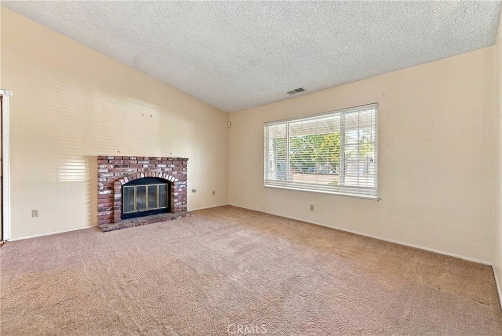 21465 Walnut Property Photo 4