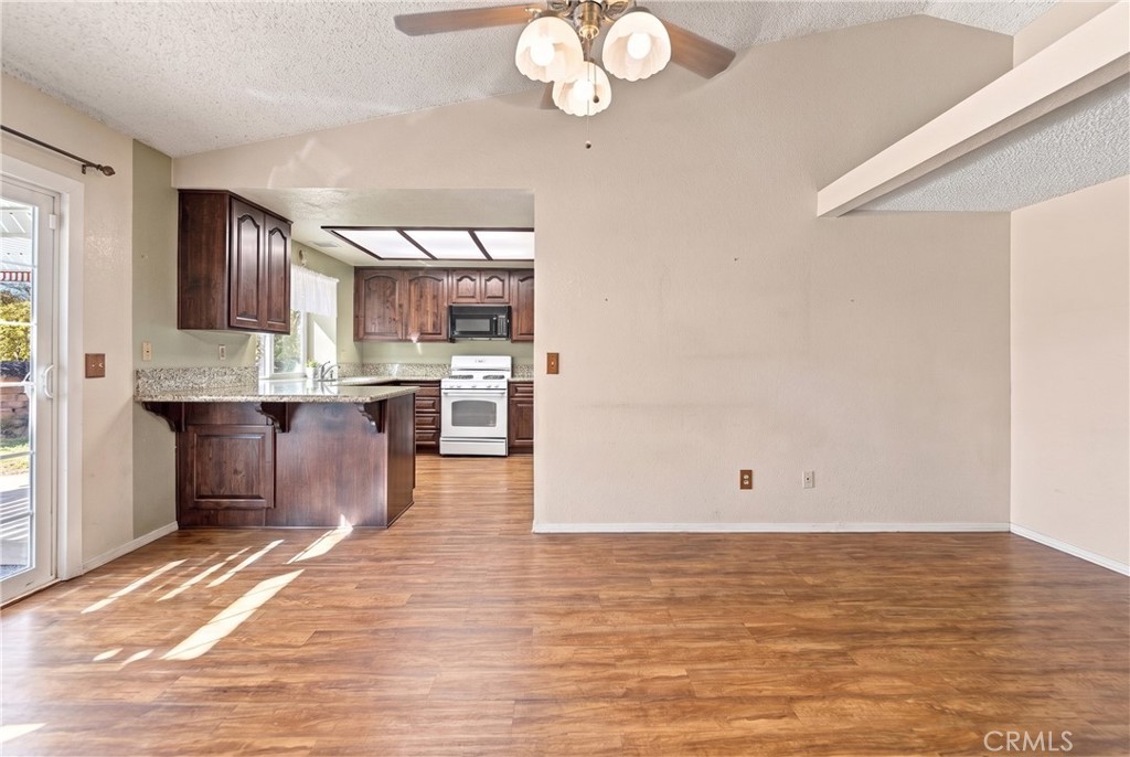 21465 Walnut Property Photo 12