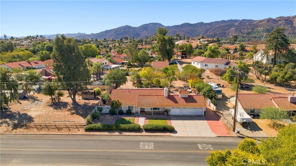 21465 Walnut Property Photo 33