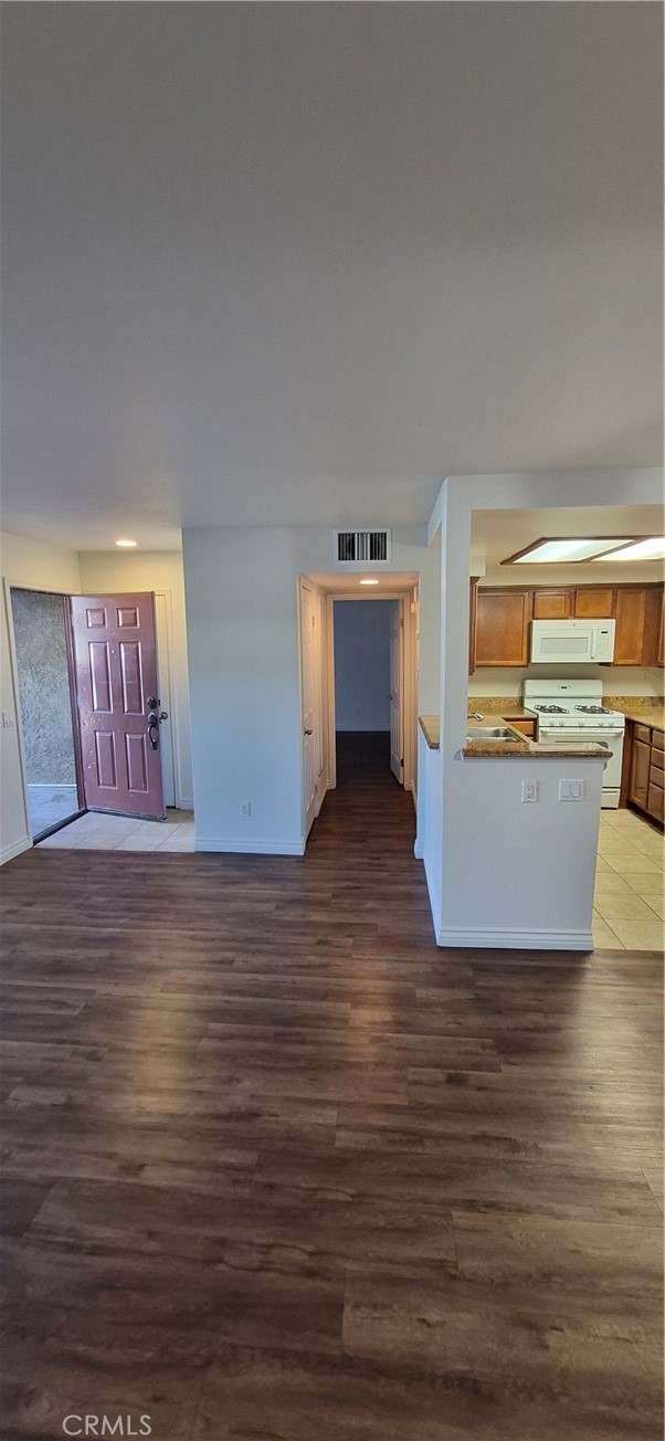 200 E Alessandro Boulevard Property Photo 16