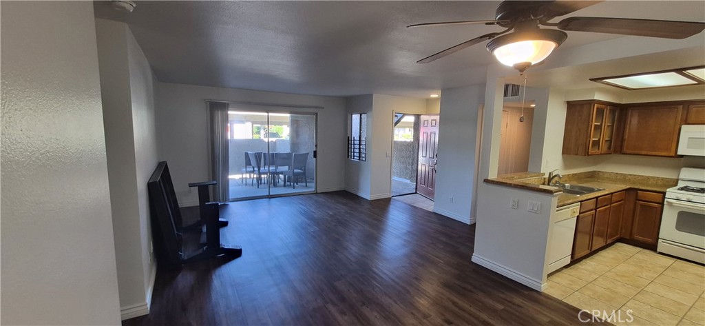 200 E Alessandro Boulevard Property Photo 19