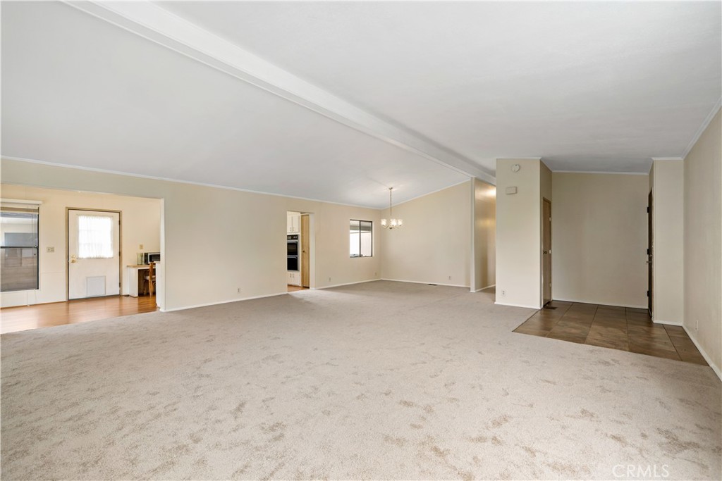10795 Cherry Hills Property Photo 9