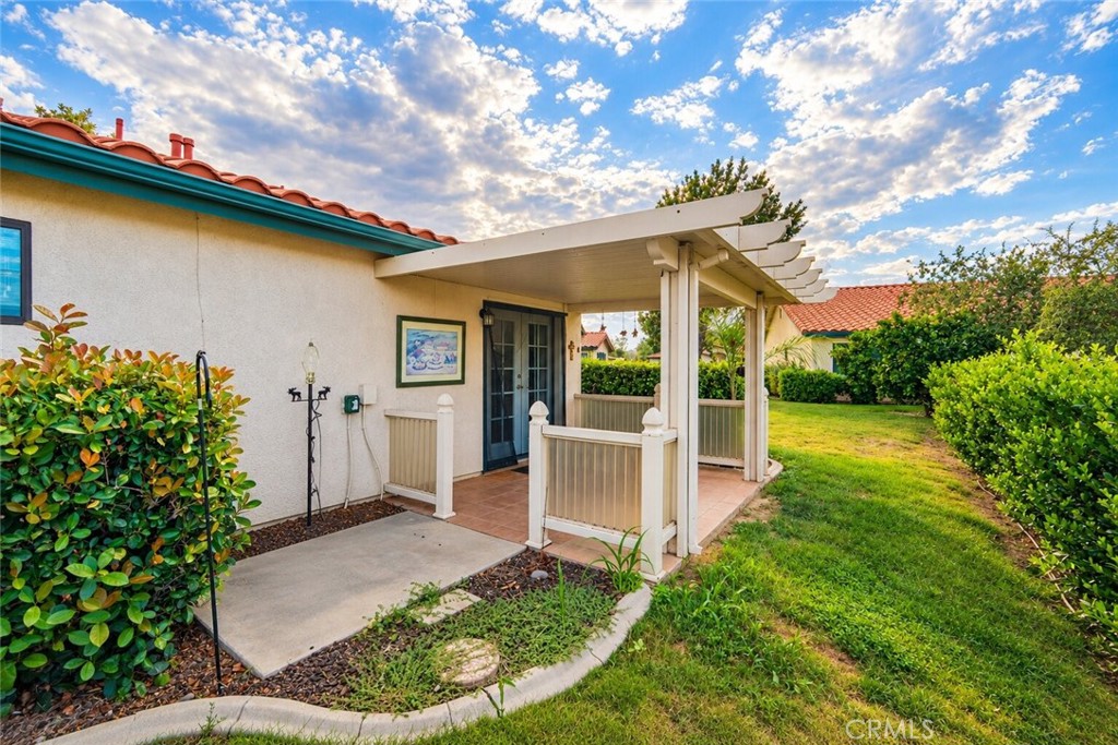 1060 Clubhouse Property Photo 7
