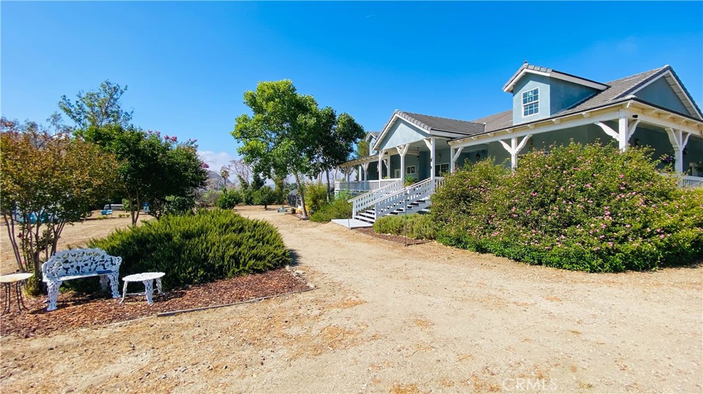 23711 California Avenue Property Photo 4