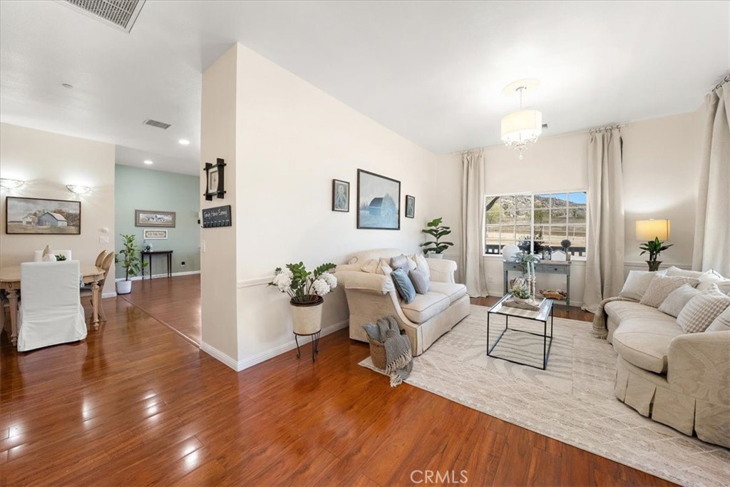 23711 California Avenue Property Photo 7