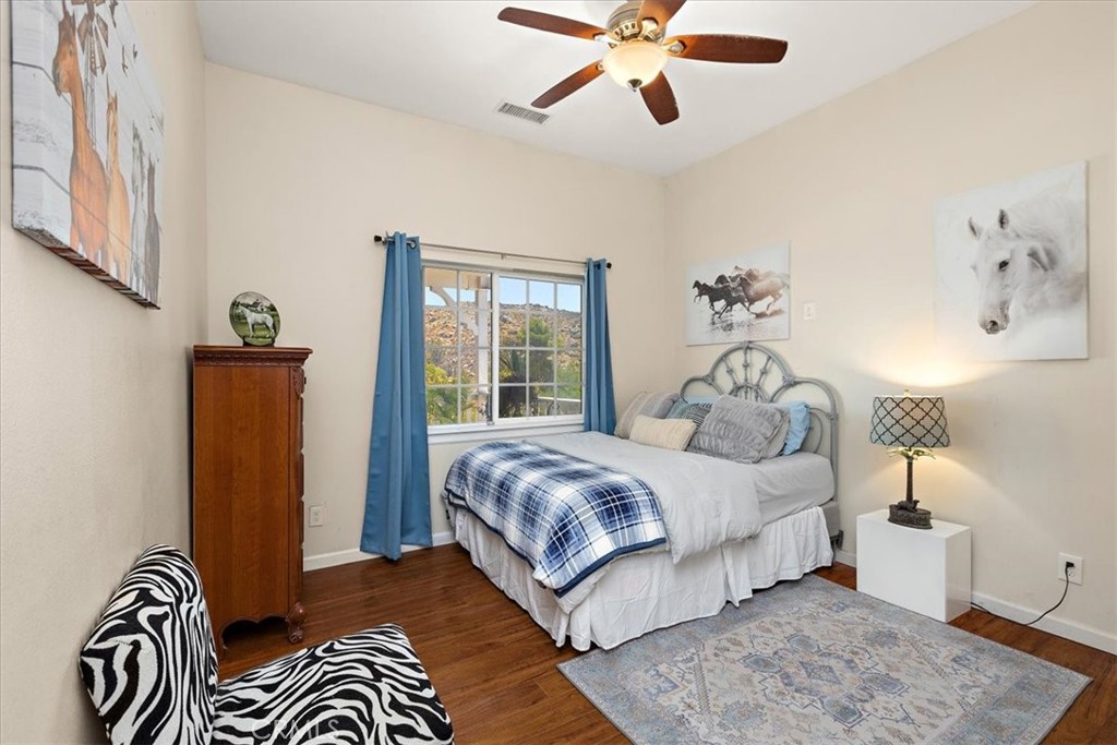 23711 California Avenue Property Photo 26