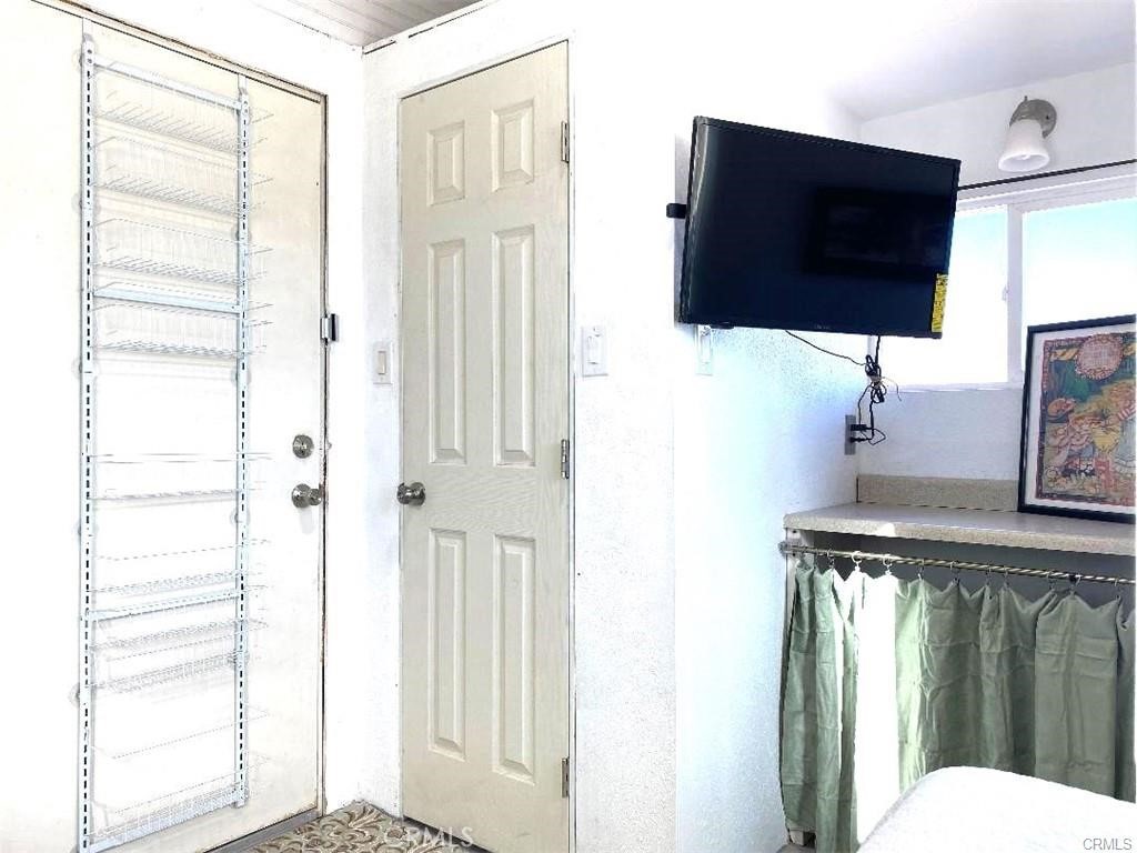 23711 California Avenue Property Photo 48