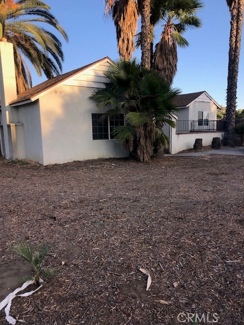 296 Palm Ave Property Photo 3