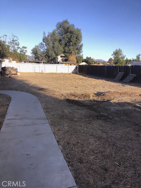 296 Palm Ave Property Photo 8