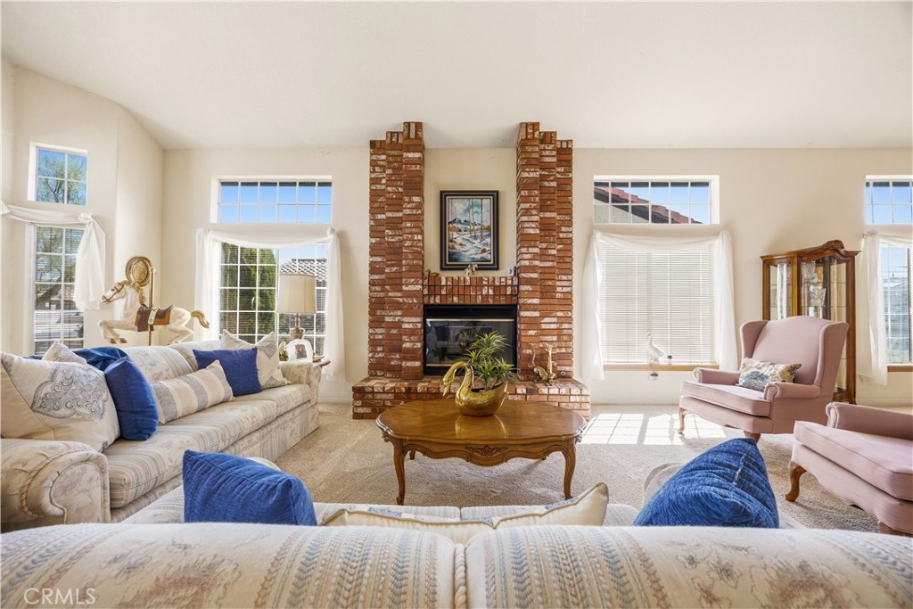 13720 White Sail Property Photo 2