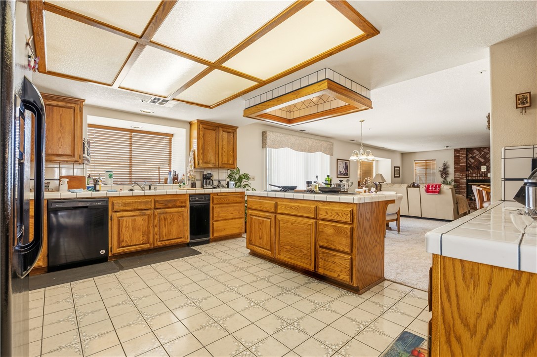 13720 White Sail Property Photo 10