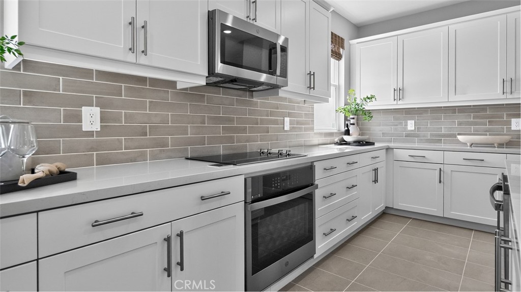 8366 Toyon Street Property Photo 3