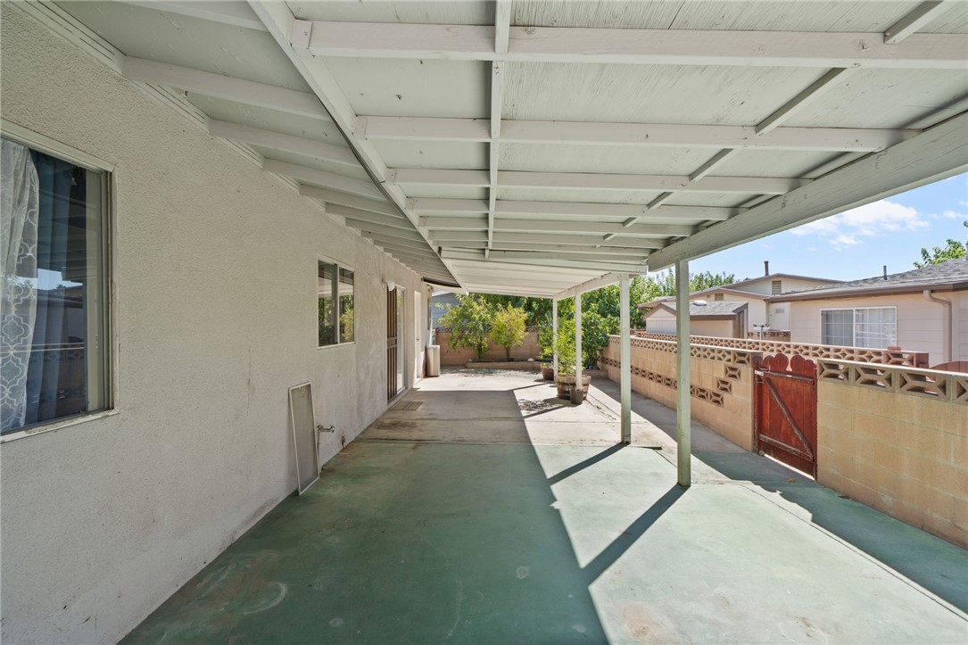 811 S Alessandro Property Photo 26