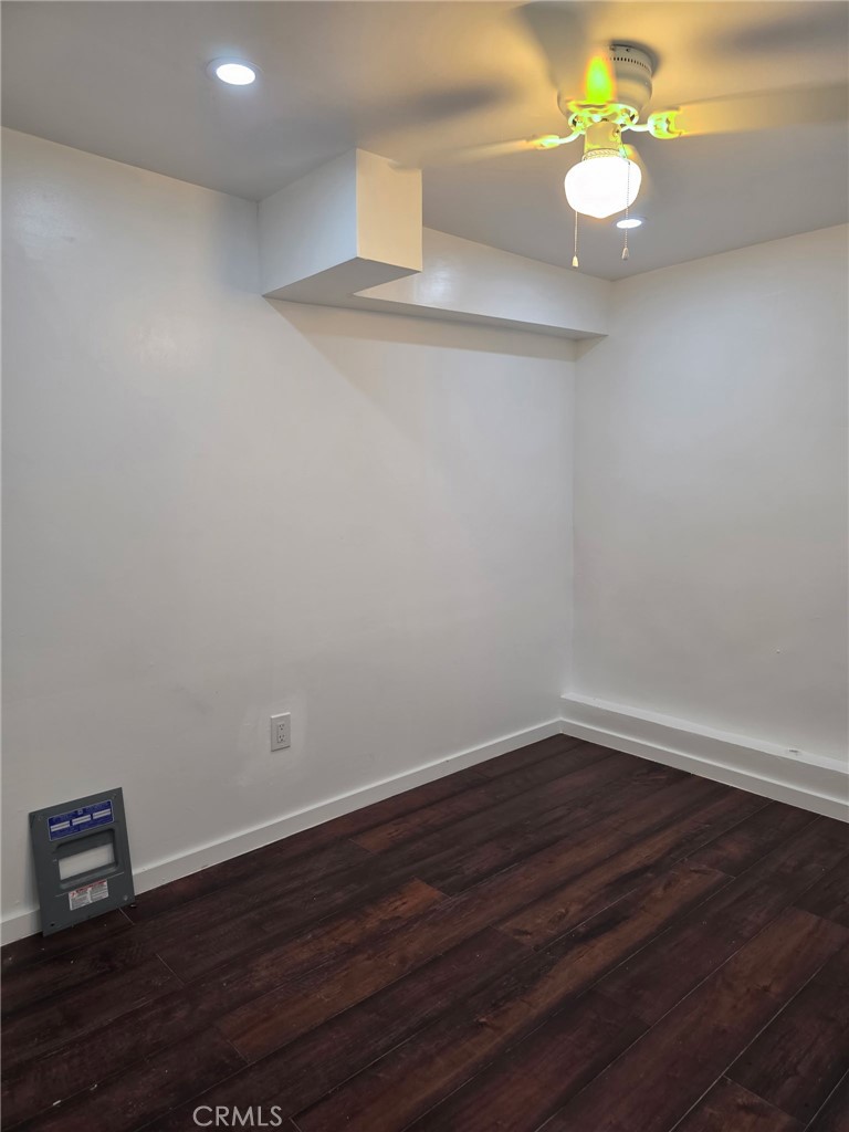 979 Venus Way B Property Photo 7