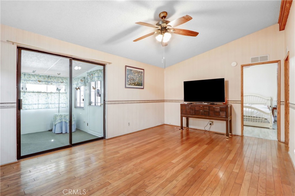 1216 Lodgepole Drive Property Photo 3