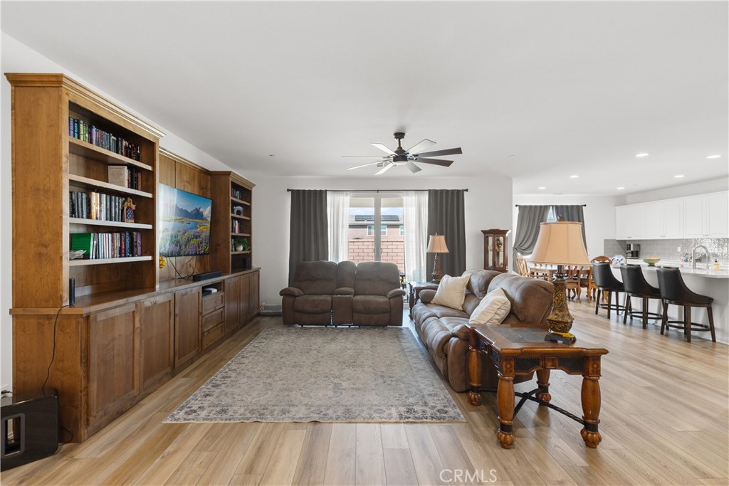30290 Roebuck Court Property Photo 8