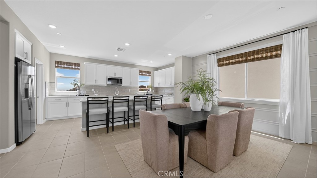 8350 Toyon Street Property Photo 3