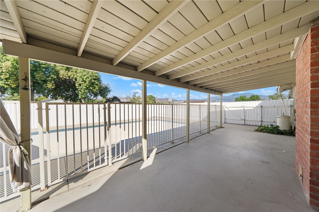 1330 Eaton Property Photo 23